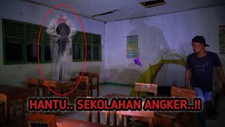 HOROR‼️SEKOLAH ANGKERINI YANG BIKIN MURID KETAKUTANADA HANTU KEPALA BUNTUNG [upl. by Kast85]