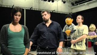 Avenue Q på Fredericia Teater  I prøvelokalet [upl. by Ssur]