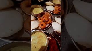 Food is love Love is food It’s all goododlover meduvada shorts idlisambhar shortvideo [upl. by Richart]