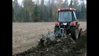 Belarus Mtz 82 ploughing with Overum plow [upl. by Bearnard510]