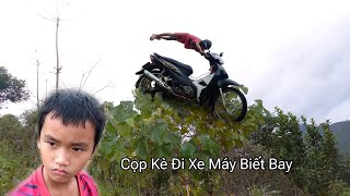 Thằng Cọp Kè Khiến Hàng Xóm Hốt Hoảng Vì Làm Xe Tuyền Vlog Bay Vào Ao [upl. by Goodkin]