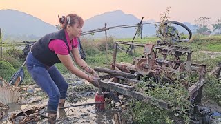 The girl repairs and restores an old car that was abandoned a long time ago for her neighbor [upl. by Oflodor]