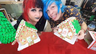 Building gingerbread houses with Robby  Christmas Craft Off [upl. by Notfilc721]