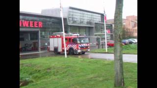 Brandweer Den Helder met Spoed naar Afhijsing Patient [upl. by Atikam]