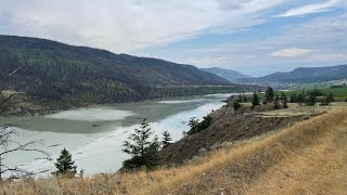 Chilcotin River landslide  Reservoir begins to drop and upstream erosion beginning [upl. by Sucul]