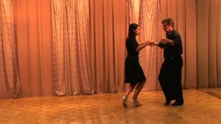 Learn the Argentine Tango Ocho beginner level [upl. by Landahl]