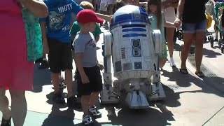 R2d2 From Star Wars At Disneyland [upl. by Emina27]