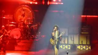 Lenny Kravitz live Bologna 12052019  I belong to you [upl. by Garrik]