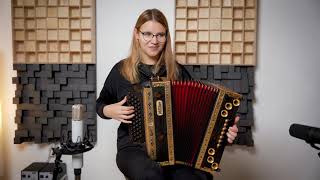 In da Mölltalleitn mit Sophia  Steirische Harmonika [upl. by Jat]