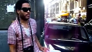 Lenny Kravitz on the streets of Kiev [upl. by Schlesinger]