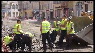 Accidentes laborales 2 Chistosos 2017 ⚒⛏ Funny Working Accidents 2 Video 2017 Compilation [upl. by Fitton]