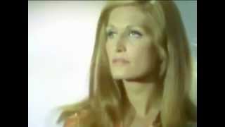 Dalida  The Sands of Love English subtitles1969 داليدا  رمال الحب مترجمة [upl. by Aicilat]