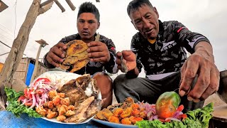 Vean como Mi PAPÁ Prepara un RICO CHICHARRON de MUY MUY frente al mar [upl. by Ornas]