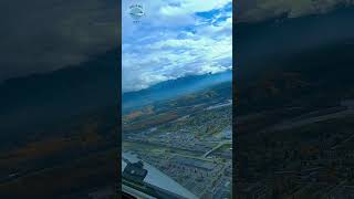 Breaking Out IFR in the Mountains Boeing 737 aviation avgeek landing [upl. by Kimmie]