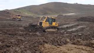 Komatsu D65 Dozer vs Cat D6 [upl. by Myrtice721]