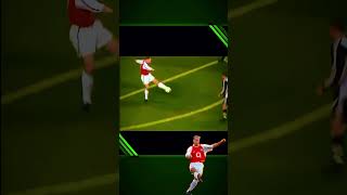 Um dos gols mais bonitos da história da Premier League  Dennis Bergkamp [upl. by Einalem]