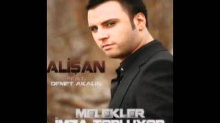 Alişan amp Demet Akalın  Melekler İmza Topluyor 2011 [upl. by Aleciram]