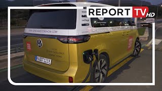 5 aventurierë zvicerianogjermanë ndalen në Shqipëri me makinë elektrike ‘Volkswagen ID Buzz’ [upl. by Ynwat]