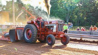 Now This is Tractor Pulling [upl. by Kciredes]