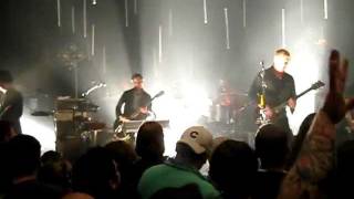 Queens Of The Stone Age  LIVE  Give The Mule What He Wants [upl. by Fezoj245]