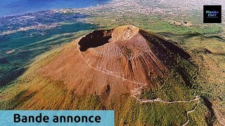 Le Campi Flegrei un super volcan menaçant  bande annonce  Science amp Vie TV [upl. by Yral]