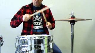 Aprende bateria  video 4  ritmo con marcha [upl. by Kenlay323]