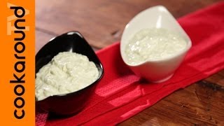 Come preparare la salsa Tzatziki  Tutorial salsa greca [upl. by Ahsiea]