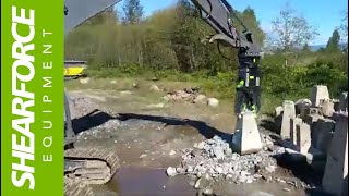 ShearForce Rotating Demolition Pulverizer at Work in Concrete I Prepping Material for Crushing [upl. by Acissej]