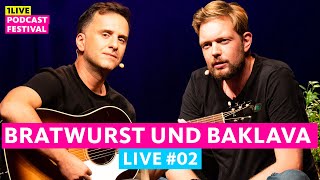 Teil 2 Bratwurst und Baklava mit Özcan Cosar und Bastian Bielendorfer LIVE  1LIVE Podcastfestival [upl. by Orten]