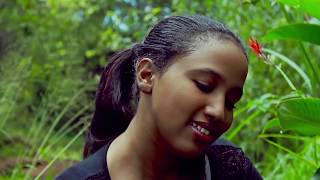 XIDIGAHA ISLII  hees cusub  DHOOL HEES MACAAN BY FJ XABIb somali rap [upl. by Nemrak]