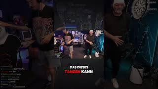 DJ Ötzi amp Hänno tanzen zum IDWM Song von Marti Fischer🎉🕺🪩🎶handofblood twitch event darts [upl. by Barbra570]