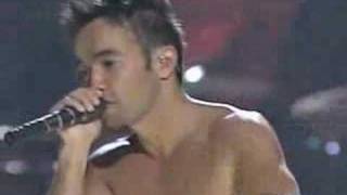 Hoobastank  Crawling In The Dark live [upl. by Enrika802]