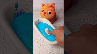 Poor kitten 🤯😱 cat meow toys squishy [upl. by Jeralee598]