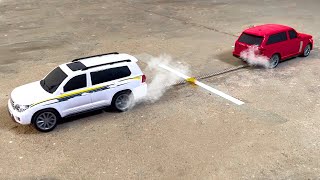 Land Cruiser Vs Range Rover RC Tug of War  Drag Race  Jump [upl. by Culhert]