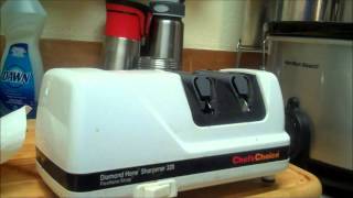 Aunt Duddie Sharpens Her Knives With The Chefs Choice Electric Sharpener [upl. by Hakvir]