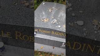 Tombe de Robert Badinter [upl. by Eittap]