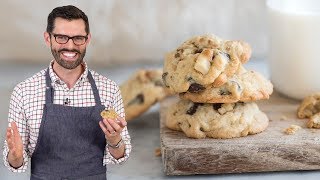 Chewy Chocolate Chip Cookies [upl. by Delano]