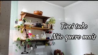 Mudança na cozinha  Tirei tudo [upl. by Llennhoj]