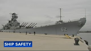 Battleship New Jersey moves to location where it will be dry docked for maintenance [upl. by Elfie617]