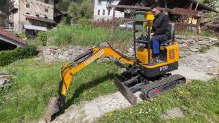 22 Digging with mini excavator Scavo con mini escavatore [upl. by Razaile]