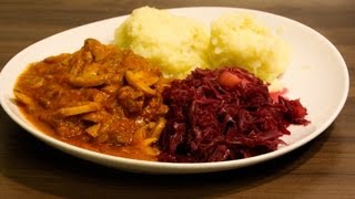 Gulasch selbst gemacht  einfach und lecker  Schritt für Schritt Rezept  recipe [upl. by Aubigny]