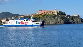 TREMESTIERI BluNavy In arrivo a Portoferraio [upl. by Durman]