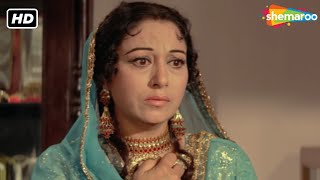 Pakeezah  Meena Kumari  Raj Kumar  Bollywood Classic Movie Scene [upl. by Nivac356]