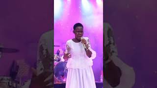 Ernest Opoku features Odehyieba Priscilla in Live Worship Ministration [upl. by Lon]