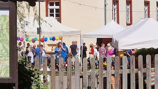 Hilchenbach III Weg Neonazis hocken auf ihrem Grundstück Gegenprotest drumrum hil1008 [upl. by Reid]