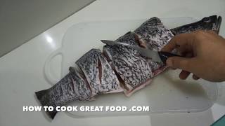 How to Fry Whole Fish  Whole Easy Simple Seabass [upl. by Letnahs]