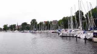 Einfahrt in den Hafen von Neustadt Ostsee Lübecker Bucht und Orientierungsfahrt im Hafen [upl. by Firahs]