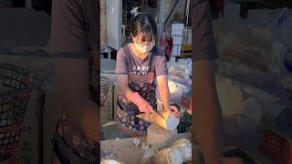 Taiwanese Lady Selling Giant Bamboo Shoots  Bamboo Shoots Cutting Skills [upl. by Jeremy137]