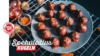 SpekulatiusKugeln mit Schokolade 🍫✨ [upl. by Llednahc]