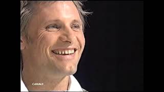 Viggo Mortensen 2004 Entrevista Señor anillos  vida y habla de Hidalgo [upl. by Haskel]